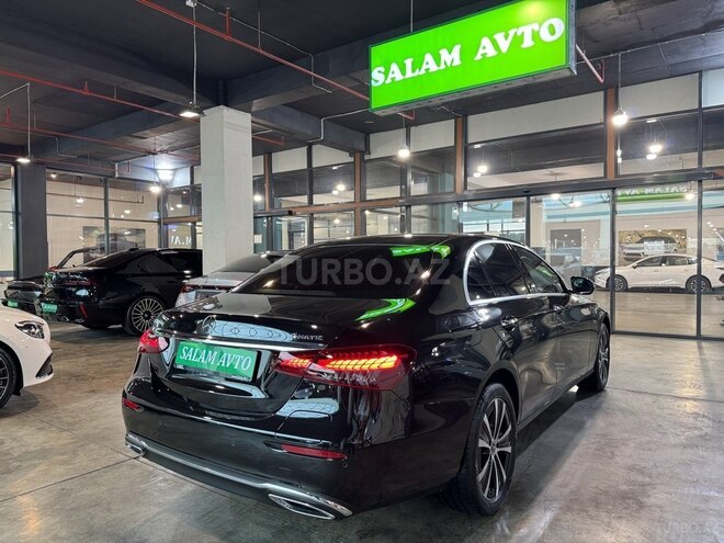 Mercedes E 300 e 4MATIC-6