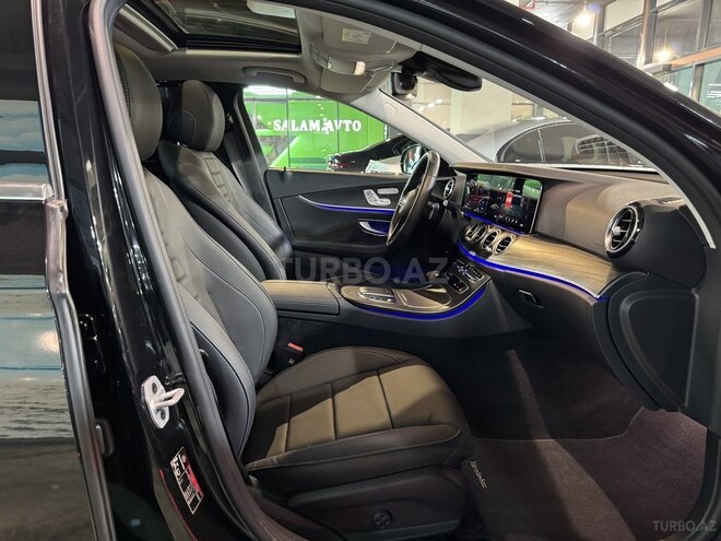 Mercedes E 300 e 4MATIC-10