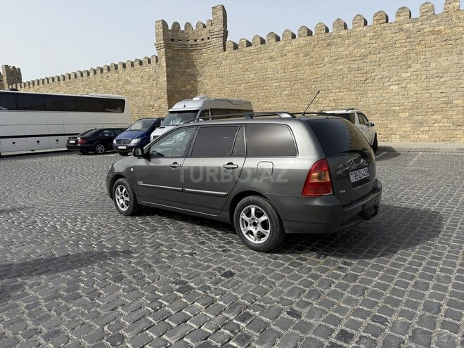 Toyota Corolla 2006, 320,000 km - 1.4 l - Bakı