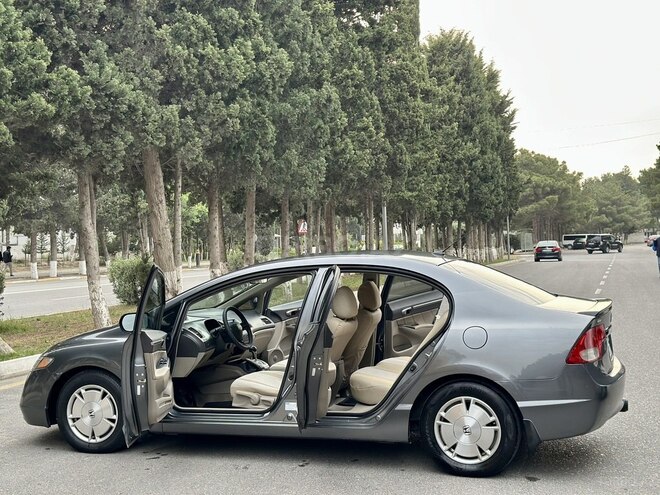Honda Civic 2008, 214,431 km - 1.3 л - Sumqayıt