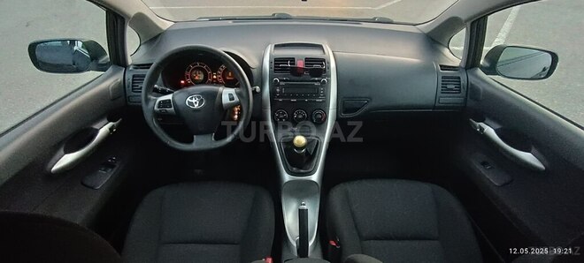 Toyota Auris 2010, 184,500 km - 1.4 l - Sumqayıt