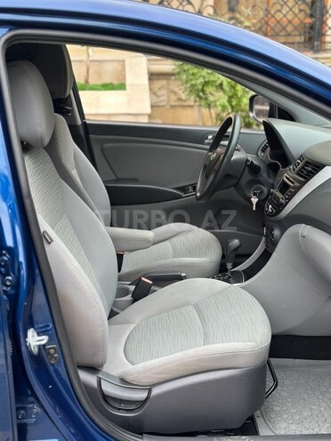 Hyundai Accent 2016, 138,404 km - 1.6 l - Bakı