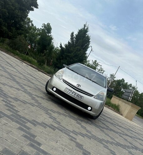 Toyota Prius-1