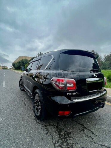 Nissan Patrol 2012, 212,000 km - 5.6 l - Bakı