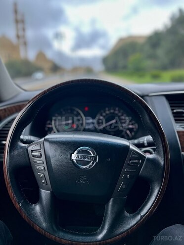 Nissan Patrol 2012, 212,000 km - 5.6 l - Bakı