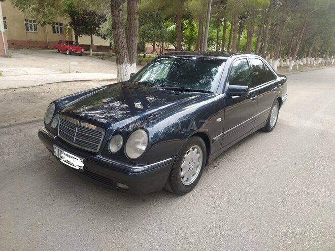 Mercedes E 230 1997, 42,222 km - 2.3 l - Sumqayıt