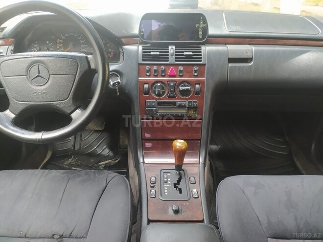 Mercedes E 230 1997, 42,222 km - 2.3 l - Sumqayıt