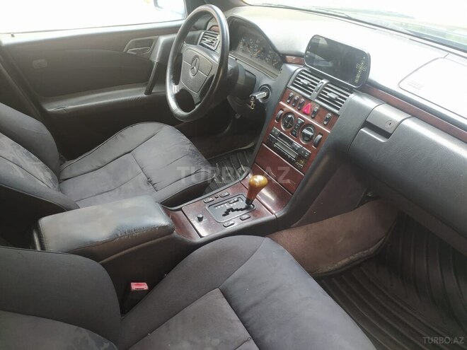 Mercedes E 230 1997, 42,222 km - 2.3 l - Sumqayıt