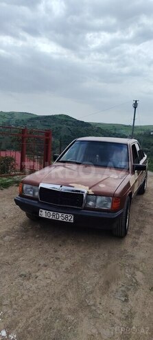Mercedes 190 1983, 297,536 km - 2.0 l - Yardımlı
