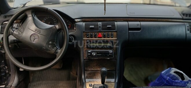 Mercedes E 300 d 1997, 450,000 km - 3.0 l - Bakı