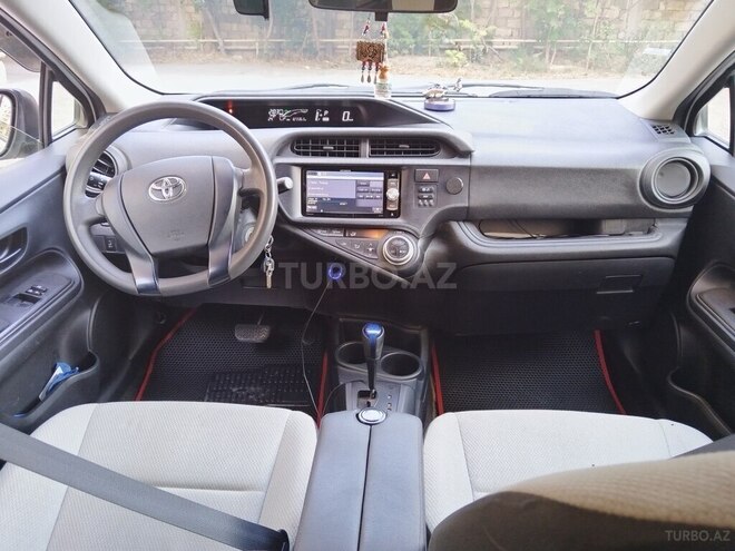 Toyota Aqua 2016, 142,032 km - 1.5 l - Bakı