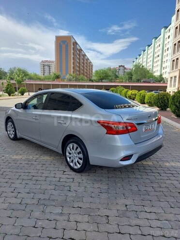 Nissan Sentra 2017, 118,000 km - 1.8 л - Naxçıvan