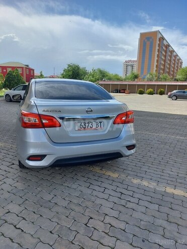 Nissan Sentra 2017, 118,000 km - 1.8 л - Naxçıvan