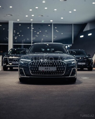 Audi A8-2