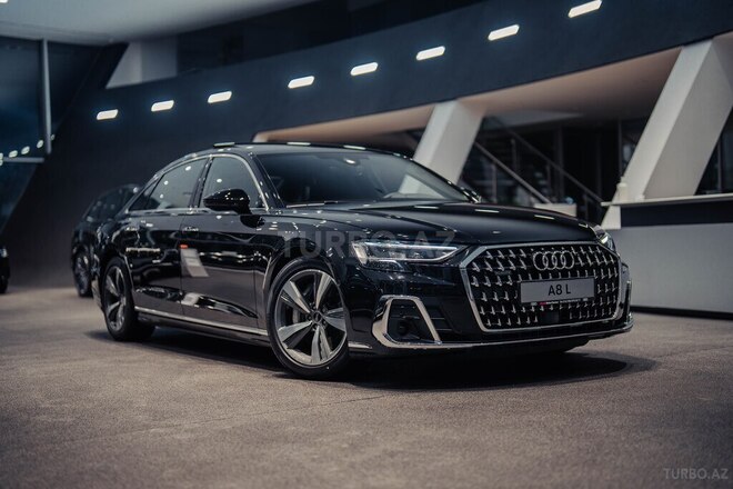 Audi A8-3