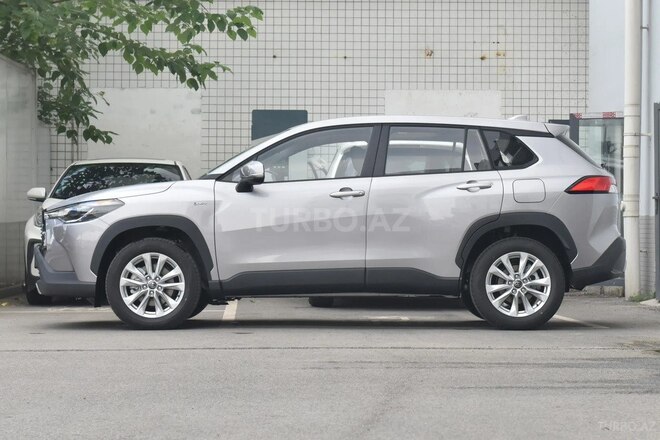 Toyota Corolla Cross-3