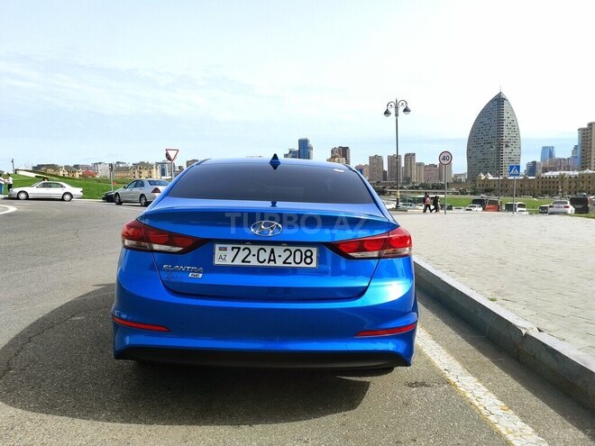 Hyundai Elantra 2017, 177,500 km - 2.0 l - Bakı