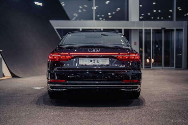 Audi A8-5