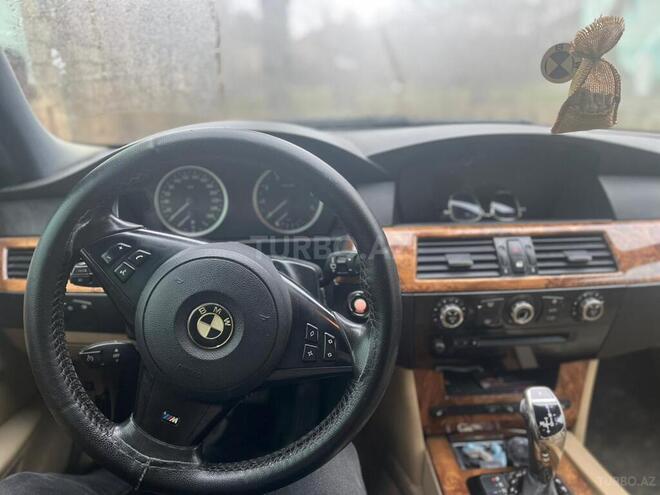 BMW 523 2006, 263,000 km - 2.5 l - Bakı