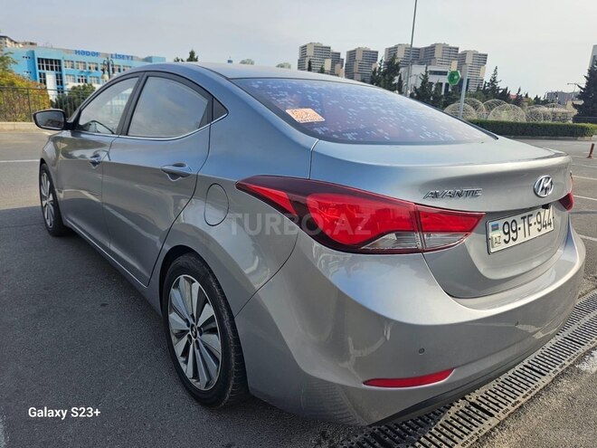 Hyundai Avante 2014, 272,000 km - 1.6 л - Bakı