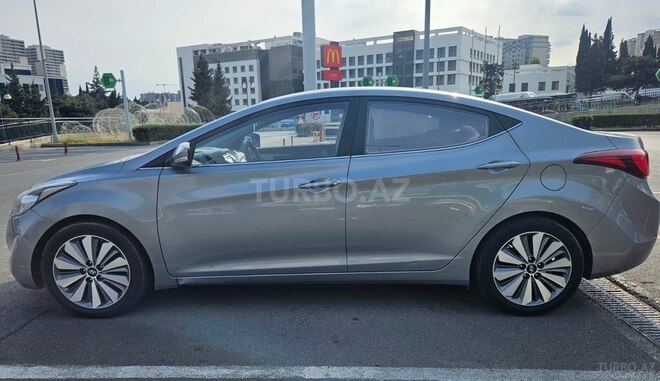 Hyundai Avante 2014, 272,000 km - 1.6 л - Bakı