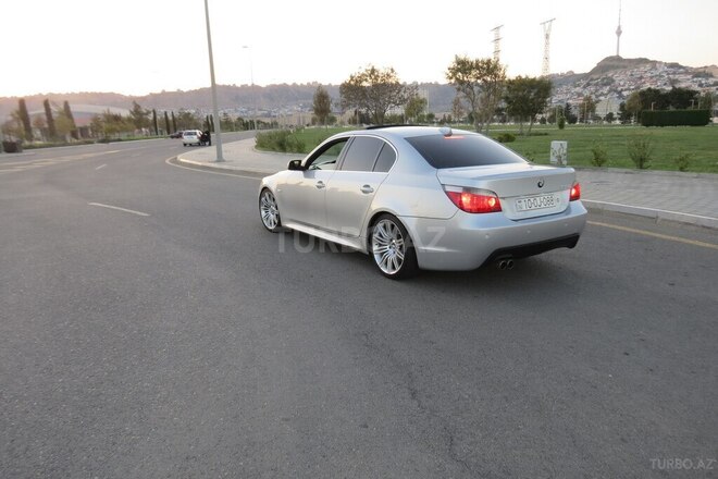 BMW 530 2004, 279,000 km - 3.0 l - Bakı