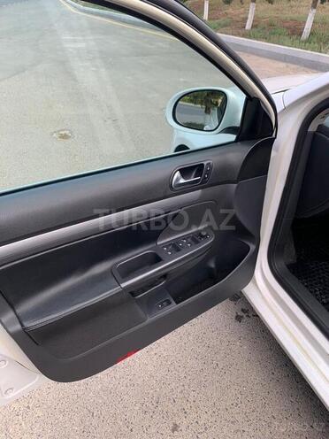 Volkswagen Jetta 2009, 260,000 km - 1.6 l - Bakı