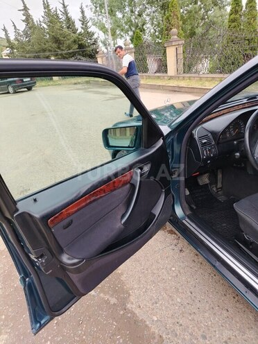 Mercedes C 200 1998, 188,000 km - 2.0 л - Yardımlı