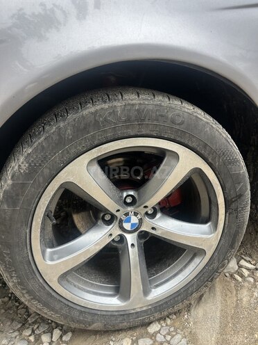 BMW 528 1998, 275,000 km - 2.8 l - Gəncə