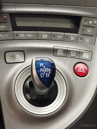 Toyota Prius 2014, 223,900 km - 1.8 l - Bakı