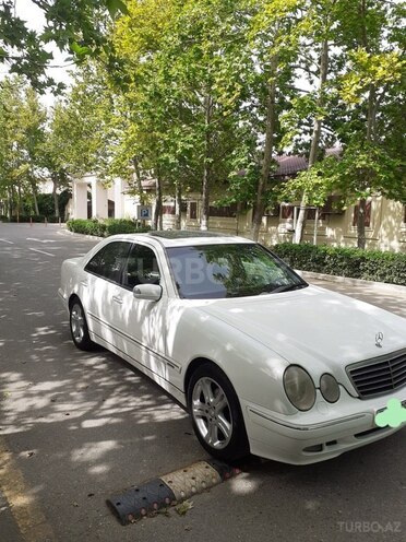 Mercedes E 220 d 2001, 499,999 km - 2.2 л - Bakı