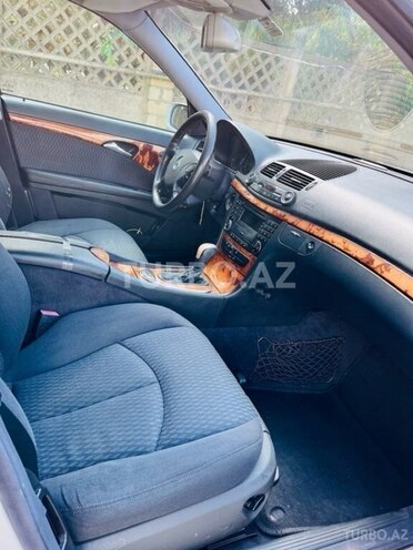 Mercedes E 270 2002, 270,000 km - 2.7 l - Bakı