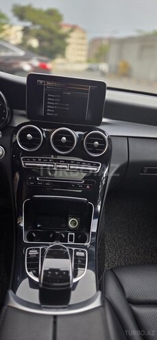 Mercedes C 220 d 2017, 93,500 km - 2.1 l - Bakı