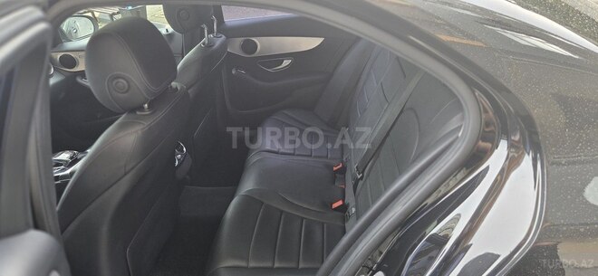 Mercedes C 220 d 2017, 93,500 km - 2.1 l - Bakı