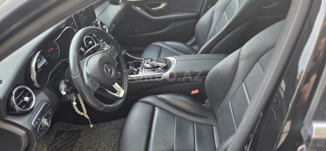 Mercedes C 220 d 2017, 93,500 km - 2.1 l - Bakı