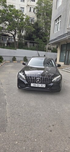 Mercedes C 220 d 2017, 93,500 km - 2.1 l - Bakı