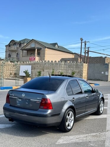 Volkswagen Jetta 2003, 210,000 km - 1.8 л - Bakı