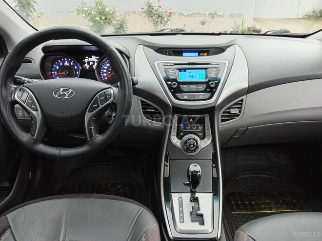 Hyundai Elantra 2013, 169,769 km - 1.8 l - Şəki