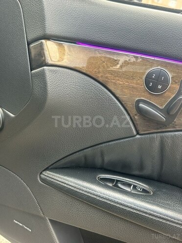 Mercedes E 320 2003, 300,000 km - 3.2 l - Bakı