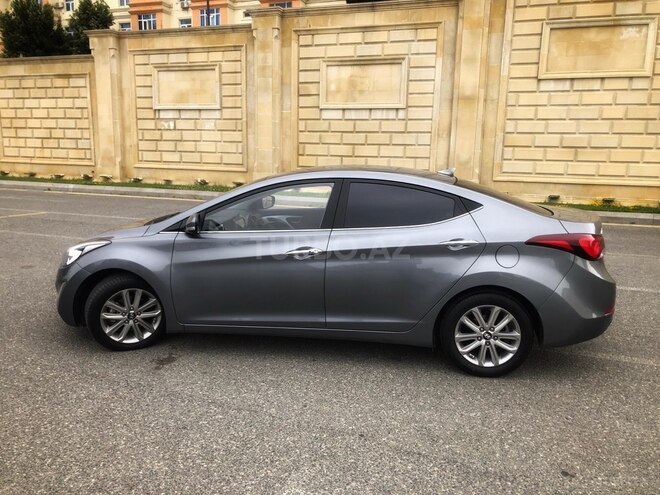 Hyundai Avante 2015, 106,000 km - 1.6 л - Bakı