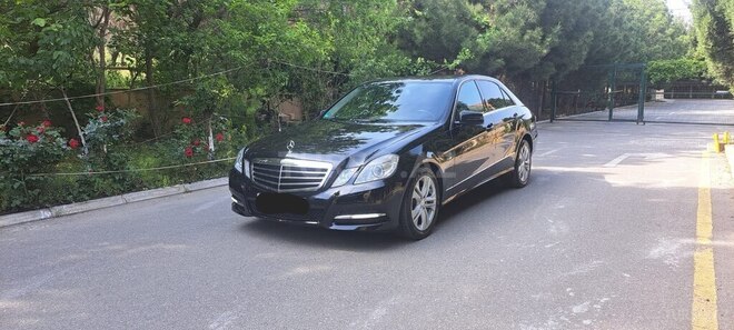 Mercedes E 220 d 2011, 272,000 km - 2.2 l - Bakı