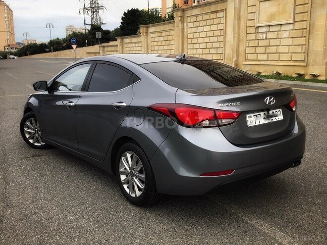 Hyundai Avante 2015, 106,000 km - 1.6 л - Bakı
