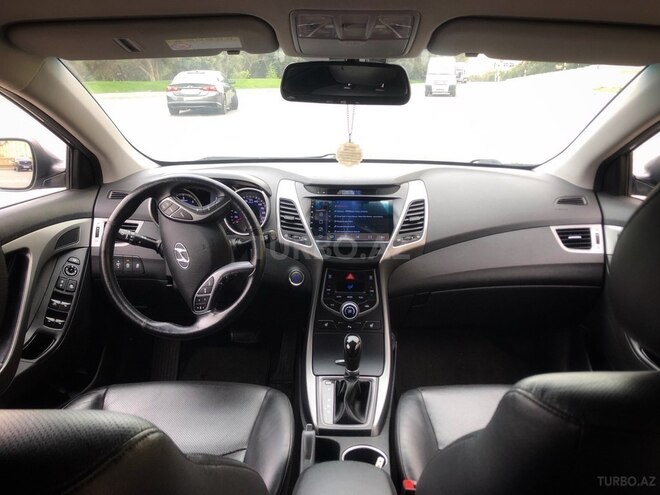 Hyundai Avante 2015, 106,000 km - 1.6 л - Bakı