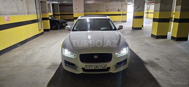 Jaguar XE 2015, 151,200 km - 2.0 l - Bakı