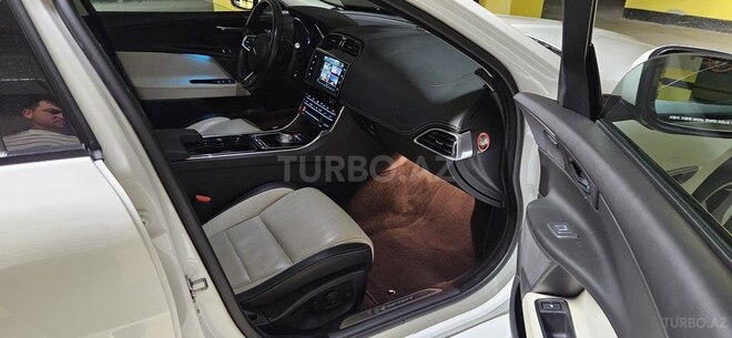 Jaguar XE 2015, 151,200 km - 2.0 l - Bakı