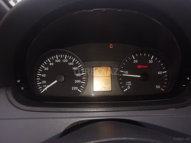 Mercedes Vito 111 2010, 352,814 km - 2.2 л - Bakı