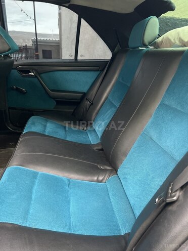 Mercedes C 230 1997, 390,000 km - 2.3 l - Bakı