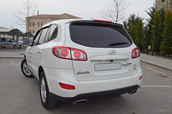 Hyundai Santa Fe 2010, 205,000 km - 2.0 л - Quba