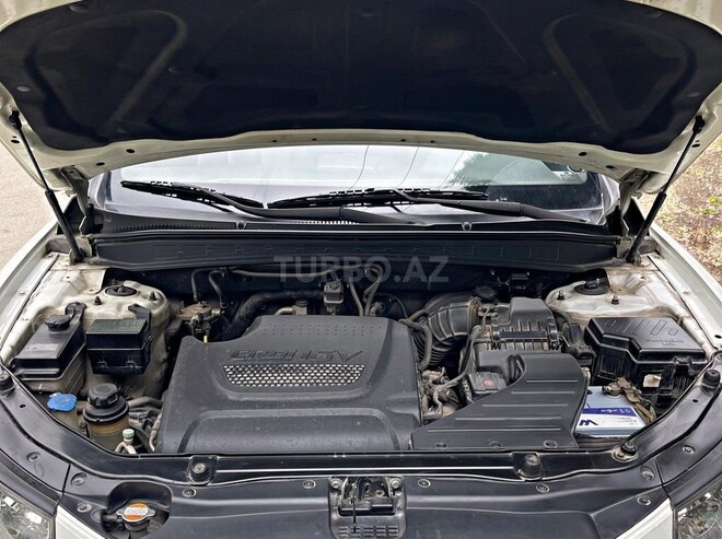 Hyundai Santa Fe 2010, 205,000 km - 2.0 л - Quba
