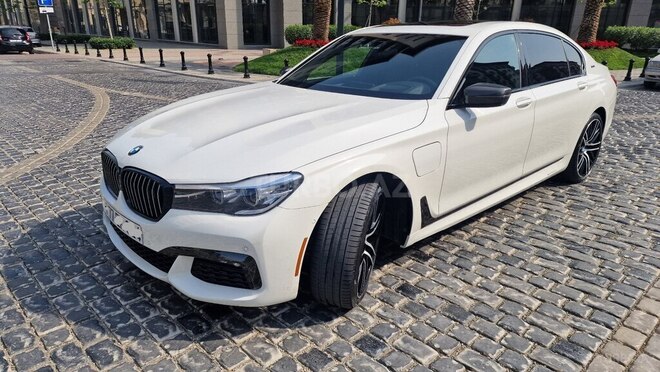 BMW  2018, 65,000 km - 2.0 l - Bakı